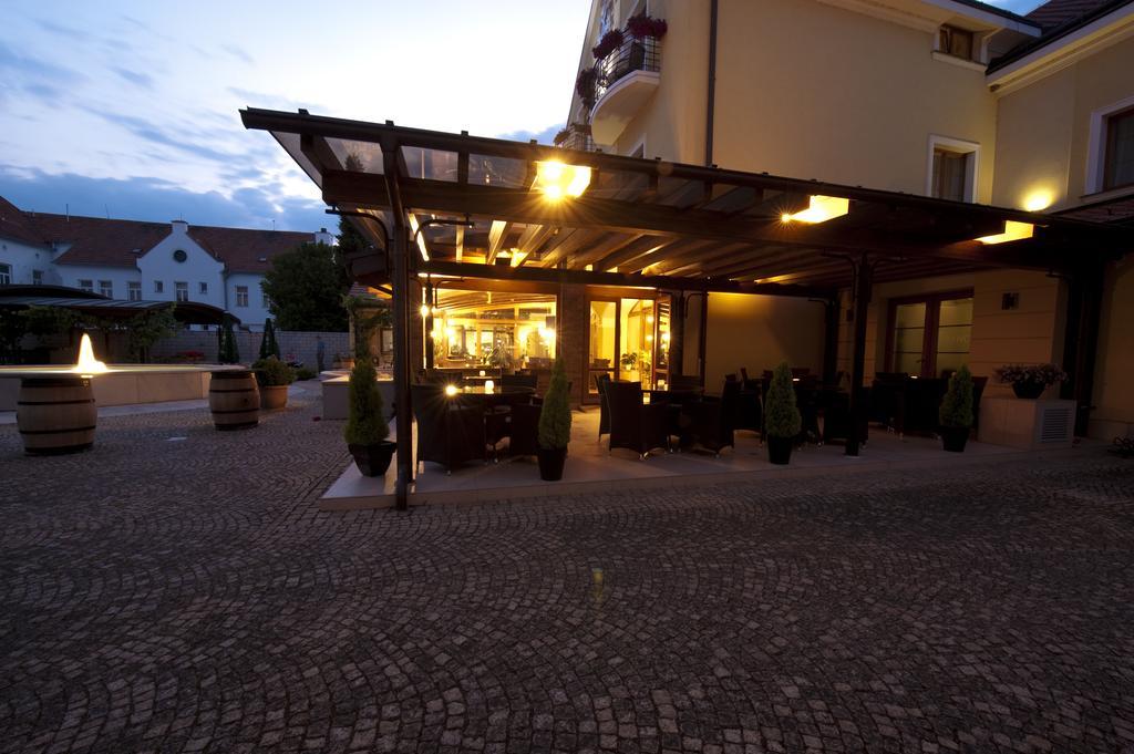 Hotel Princess Lednice Exterior photo